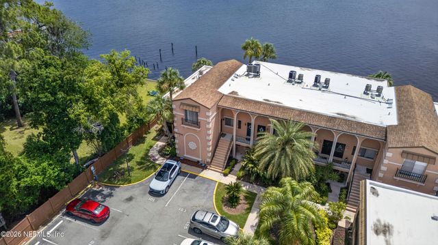 5375 ORTEGA FARMS Boulevard 102, Jacksonville, FL 32210