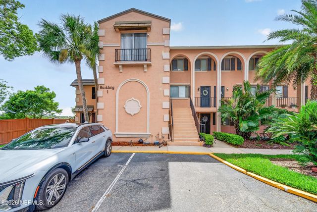 5375 ORTEGA FARMS Boulevard 102, Jacksonville, FL 32210