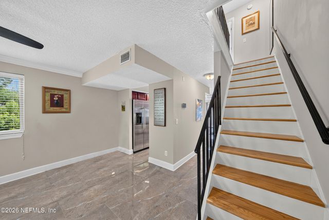 5375 ORTEGA FARMS Boulevard 102, Jacksonville, FL 32210