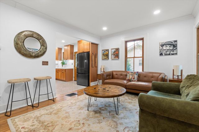 117 S Bragg Avenue, Lookout Mountain, TN 37350