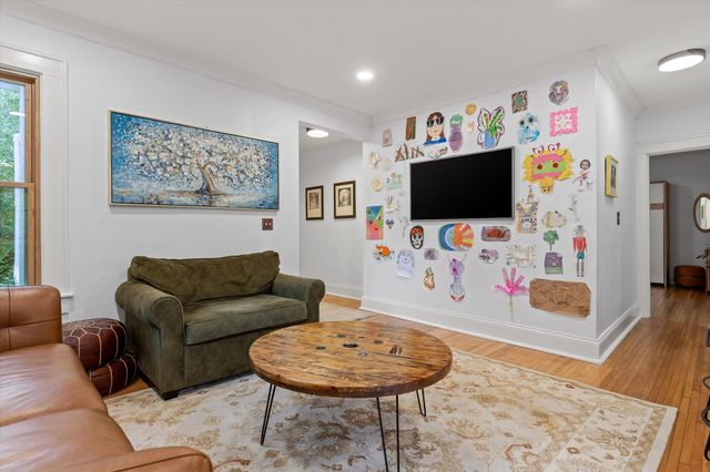 117 S Bragg Avenue, Lookout Mountain, TN 37350