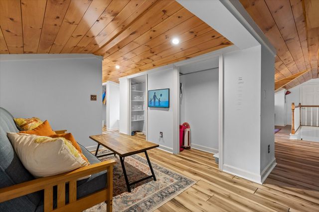 117 S Bragg Avenue, Lookout Mountain, TN 37350