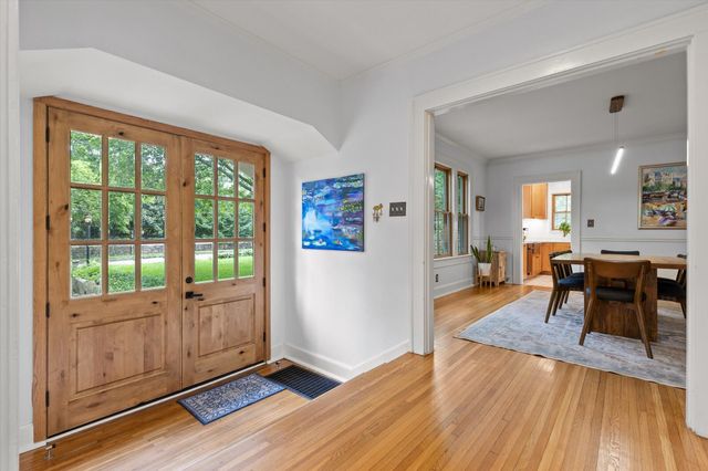 117 S Bragg Avenue, Lookout Mountain, TN 37350