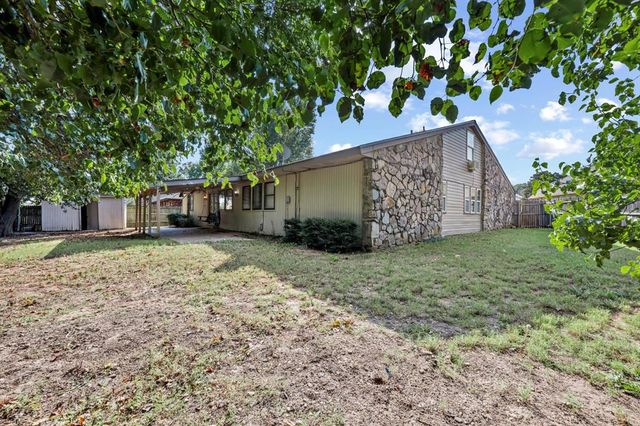 816 Woodbury Drive, Edmond, OK 73034