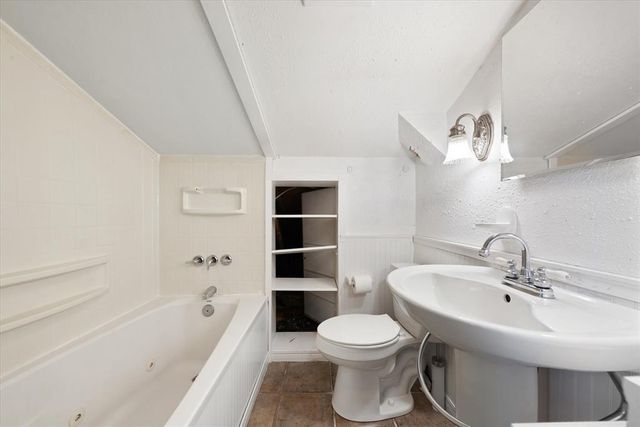 816 Woodbury Drive, Edmond, OK 73034