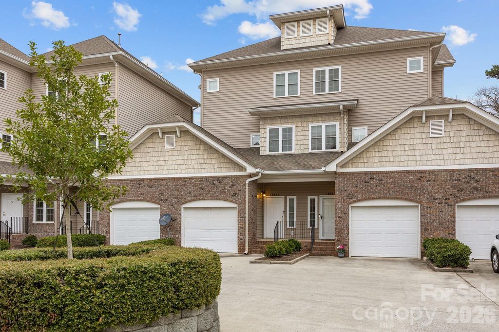18827 Cloverstone Circle, Cornelius, NC 28031