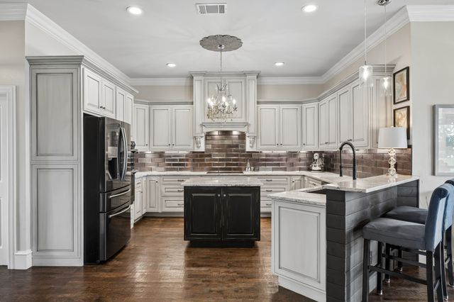 16011 Oconner Avenue, Talty, TX 75126