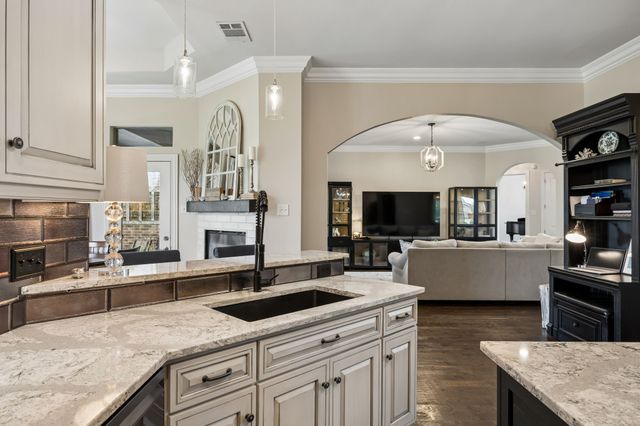 16011 Oconner Avenue, Talty, TX 75126