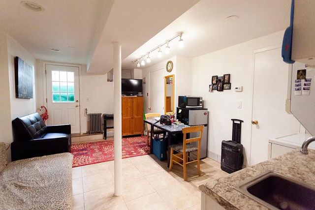 427 Humboldt Street, New York City, NY 11211