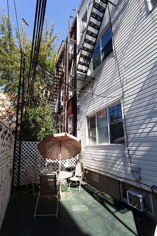 427 Humboldt Street, New York City, NY 11211