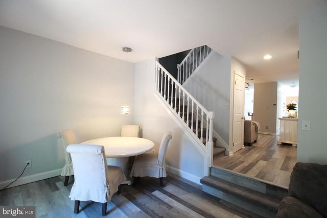 8 NORWOOD CT, Medford, NJ 08055