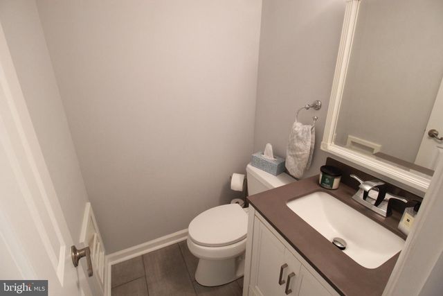 8 NORWOOD CT, Medford, NJ 08055