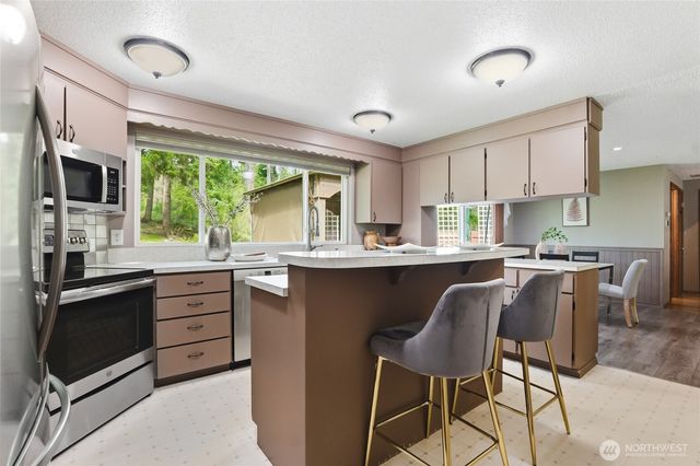 3719 260th Street E, Spanaway, WA 98387