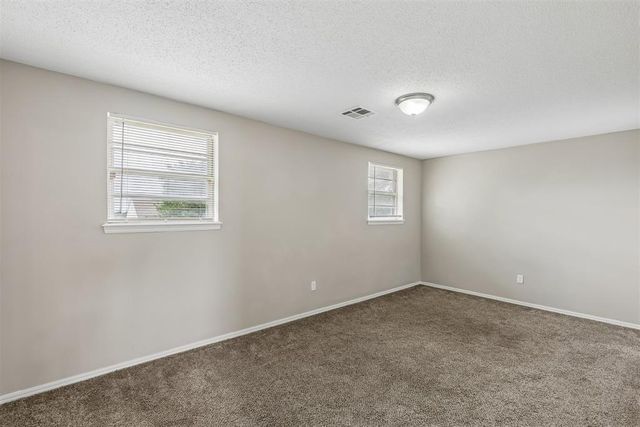5825 NW 72nd Street, Oklahoma City, OK 73132
