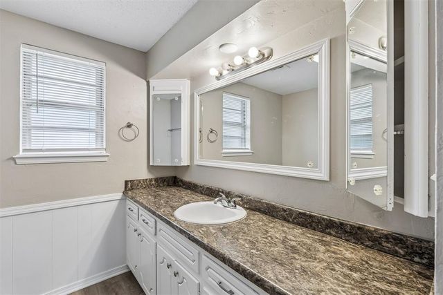 5825 NW 72nd Street, Oklahoma City, OK 73132