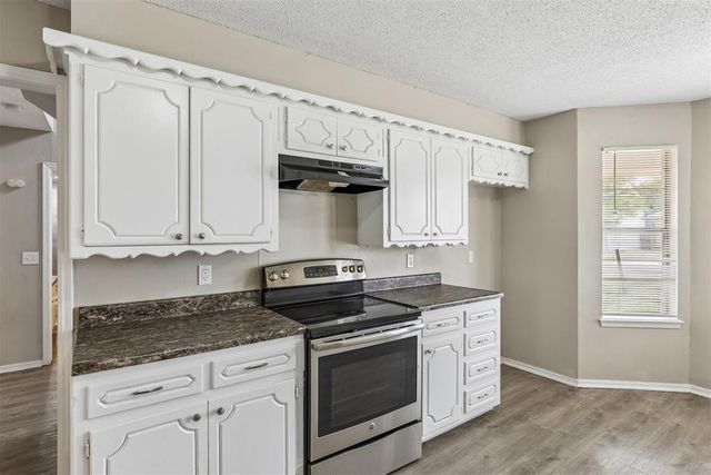 5825 NW 72nd Street, Oklahoma City, OK 73132