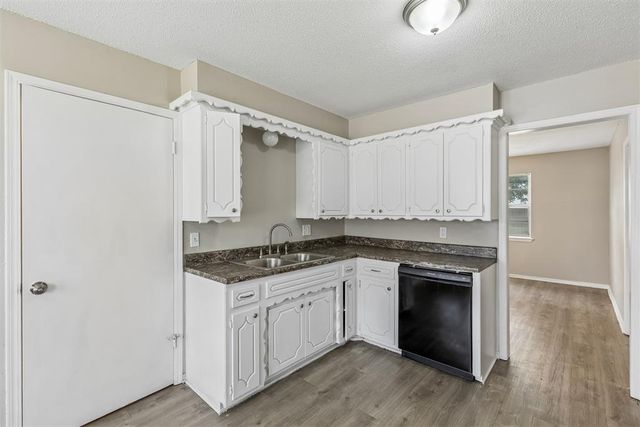 5825 NW 72nd Street, Oklahoma City, OK 73132