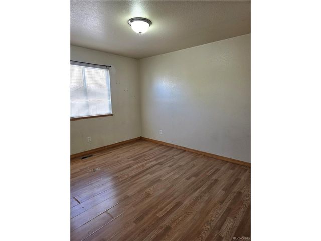 8796 Crossfire Dr, Wellington, CO 80549