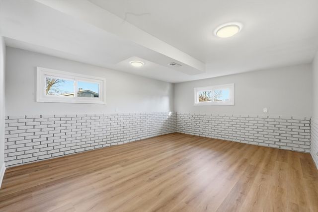 1388 Jill Court, Glendale Heights, IL 60139