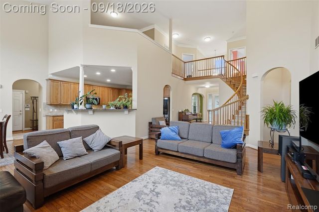 49335 Dominion Court, Canton, MI 48187