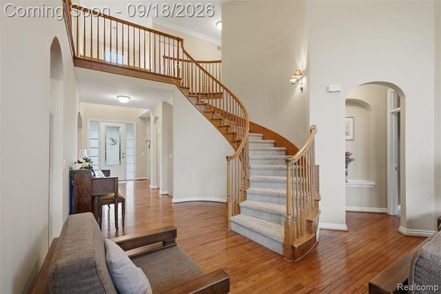 49335 Dominion Court, Canton, MI 48187