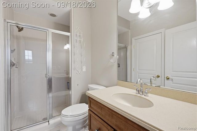 49335 Dominion Court, Canton, MI 48187