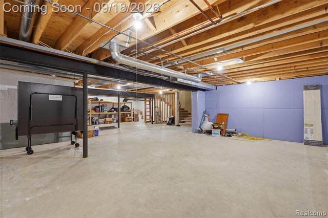 49335 Dominion Court, Canton, MI 48187