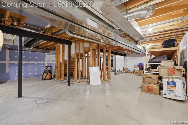 49335 Dominion Court, Canton, MI 48187