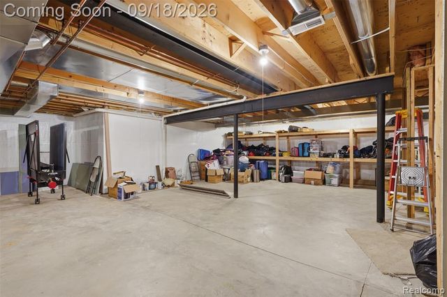 49335 Dominion Court, Canton, MI 48187