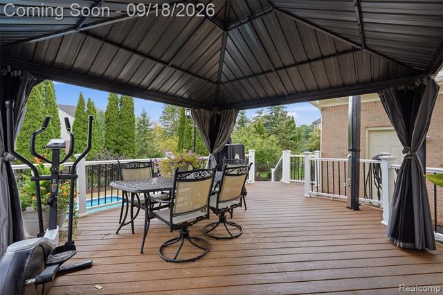 49335 Dominion Court, Canton, MI 48187