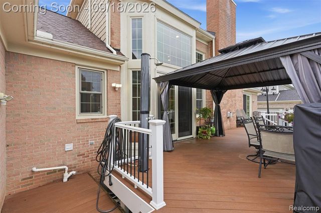 49335 Dominion Court, Canton, MI 48187