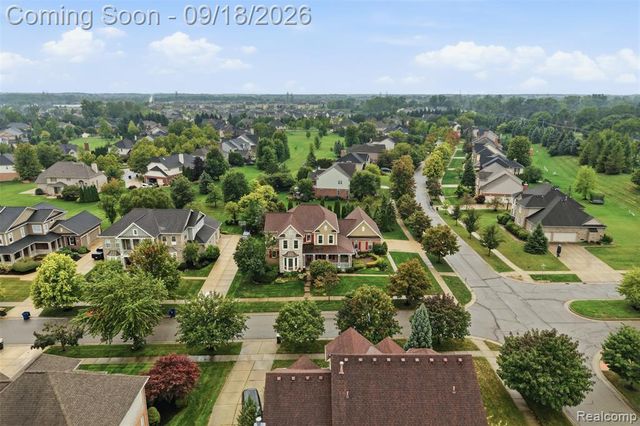 49335 Dominion Court, Canton, MI 48187