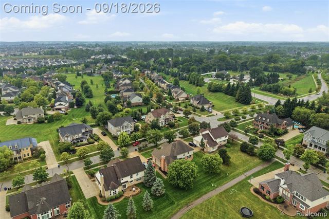 49335 Dominion Court, Canton, MI 48187