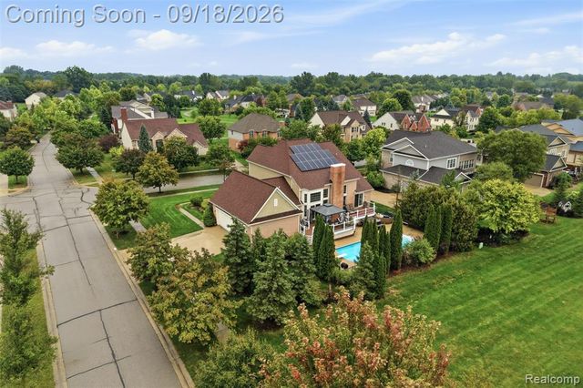 49335 Dominion Court, Canton, MI 48187