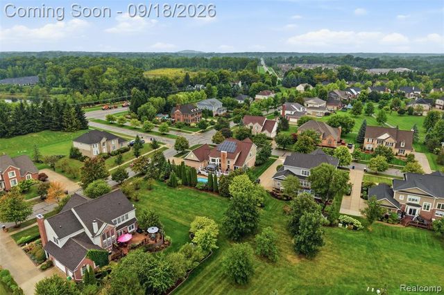 49335 Dominion Court, Canton, MI 48187
