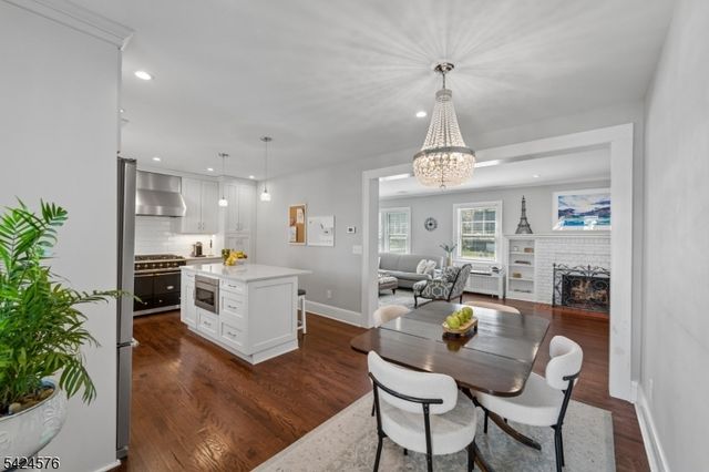 582 Sherwood Pkwy, Westfield Town, NJ 07090