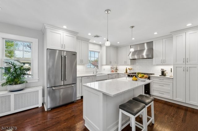 582 Sherwood Pkwy, Westfield Town, NJ 07090