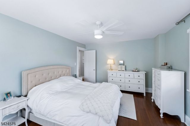582 Sherwood Pkwy, Westfield Town, NJ 07090