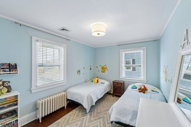 582 Sherwood Pkwy, Westfield Town, NJ 07090