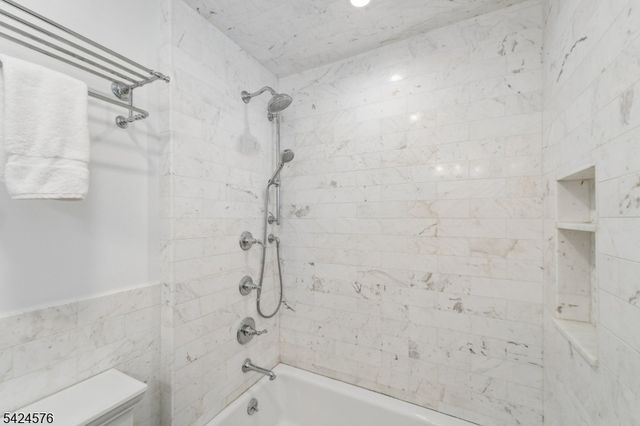 582 Sherwood Pkwy, Westfield Town, NJ 07090