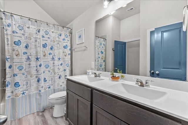 2417 Arbor Edge Crossing, Texas City, TX 77568