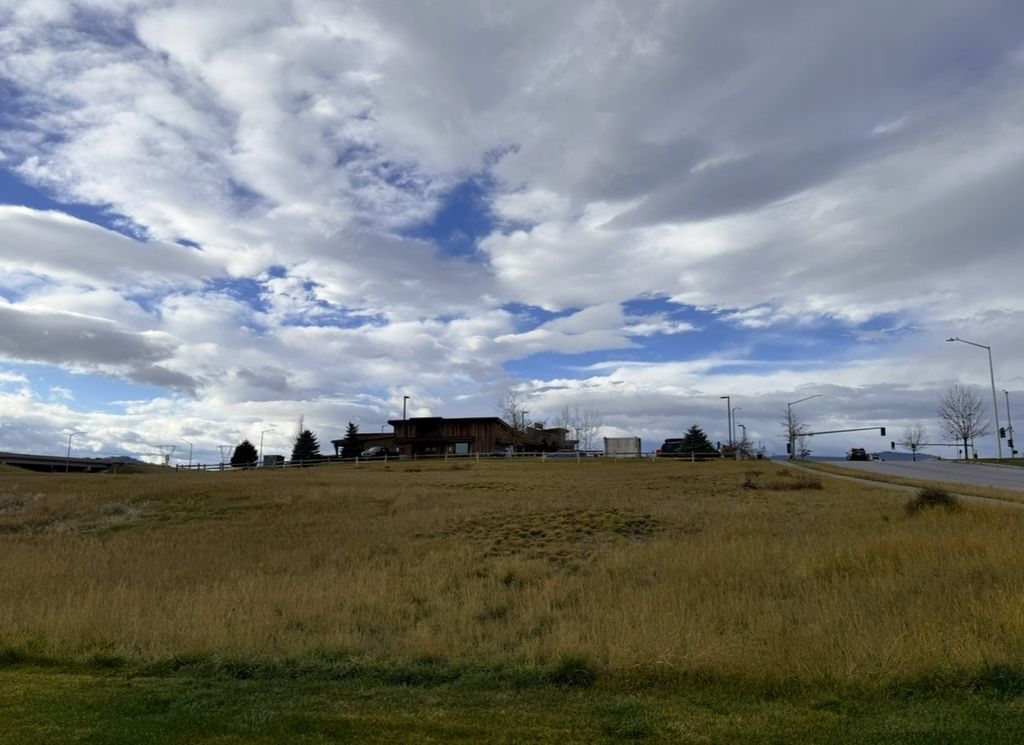 178 Timberwolf Parkway, Kalispell, MT 59901 photo 2