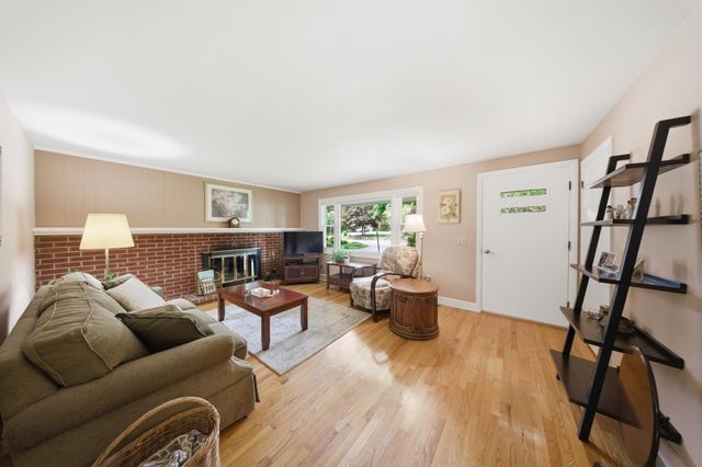 209 Mount Hope St, North Attleboro, MA 02760