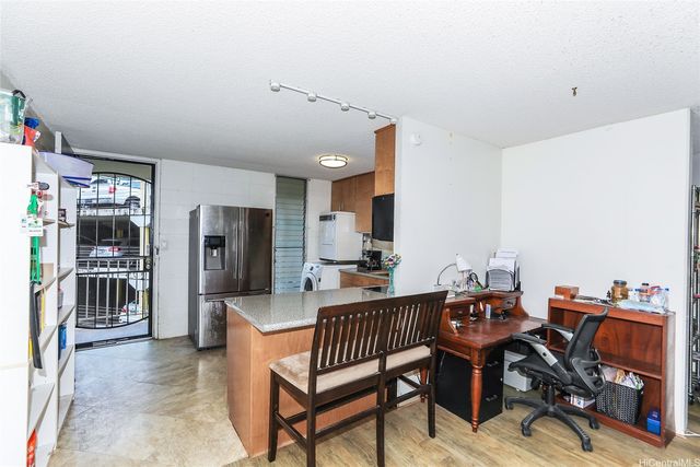 95-2039 Waikalani Place C304, Mililani, HI 96789