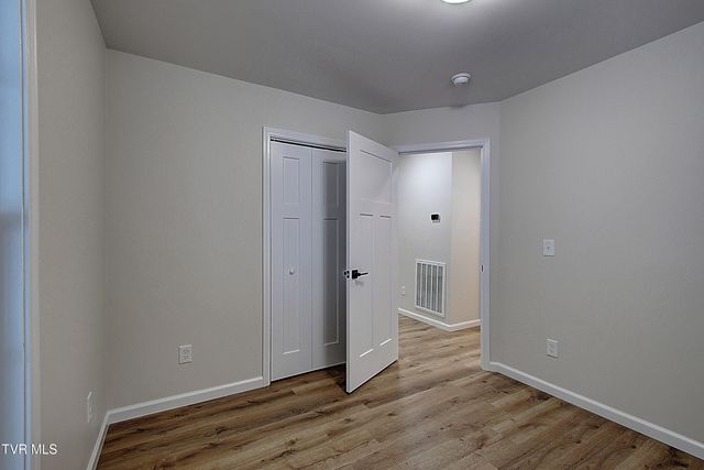 218 Old Siam Road, Elizabethton, TN 37643