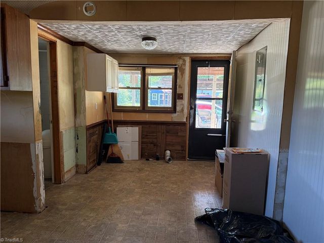 811 Leonard Road, Lexington, NC 27295