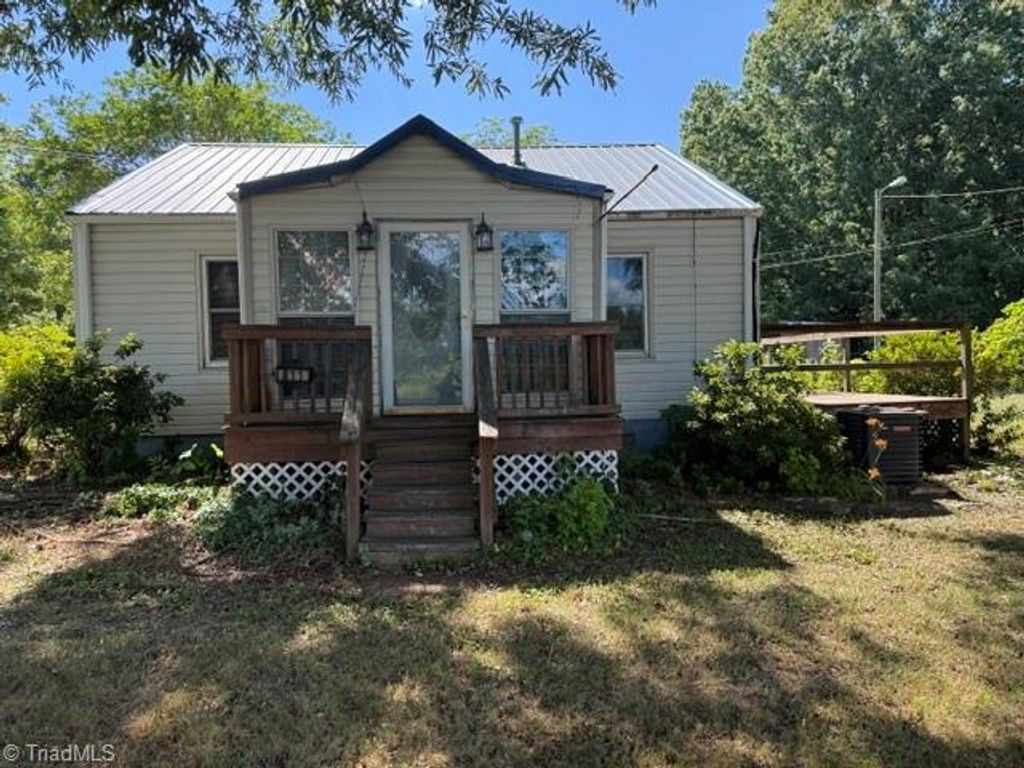 811 Leonard Road, Lexington, NC 27295