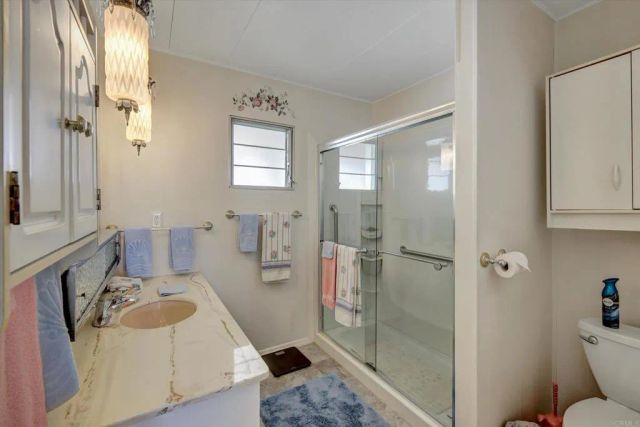 287 Robin Lane, Oceanside, CA 92057