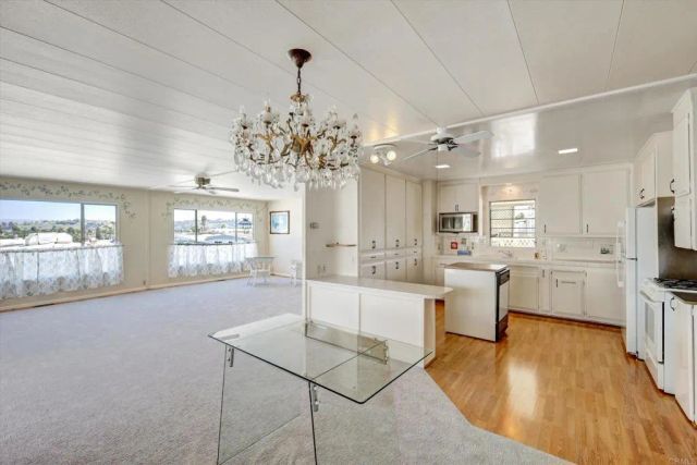 287 Robin Lane, Oceanside, CA 92057