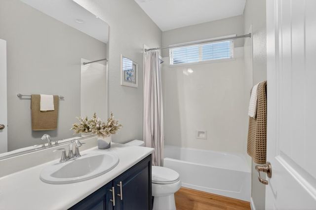 3081 Ardley Dr, Roseville, CA 95747